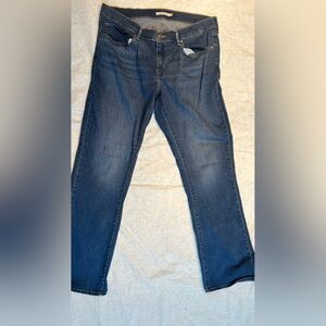 Levi’s curvy bootcut size 16 33 waist 32 length 10 in rise
